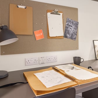 Gold En Suite - Image 3